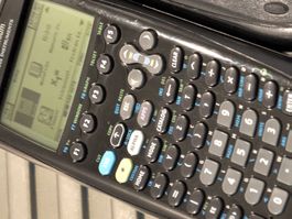 Texas Instruments TI-89 Titanium, technischer Rechner, BASIC