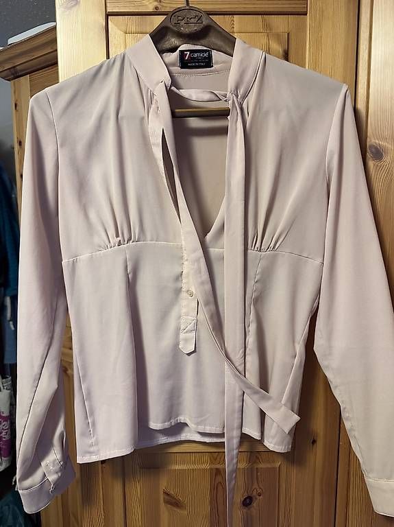 Blusen: Damen Bluse – Gebraucht aus Laax GR von sue987