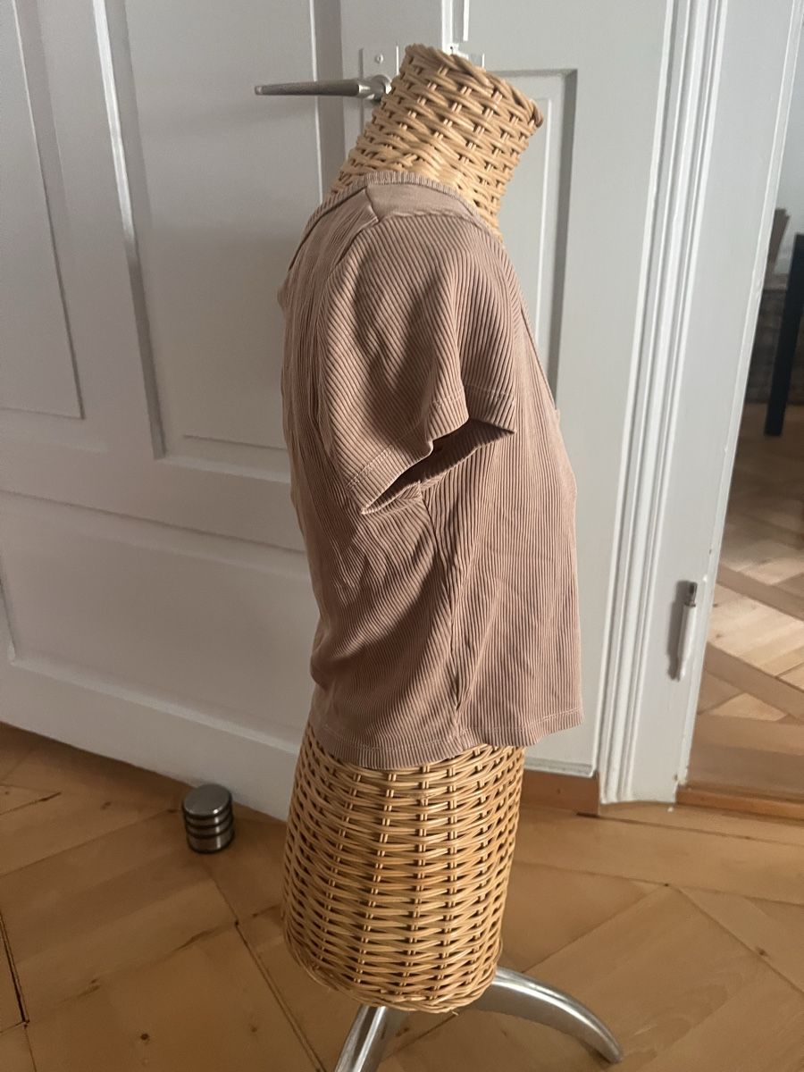Dariadéh Top: dariadéh Rippshrit Kurzarm Beige Grösse M – Usato da Zürich venduto da romcam 1
