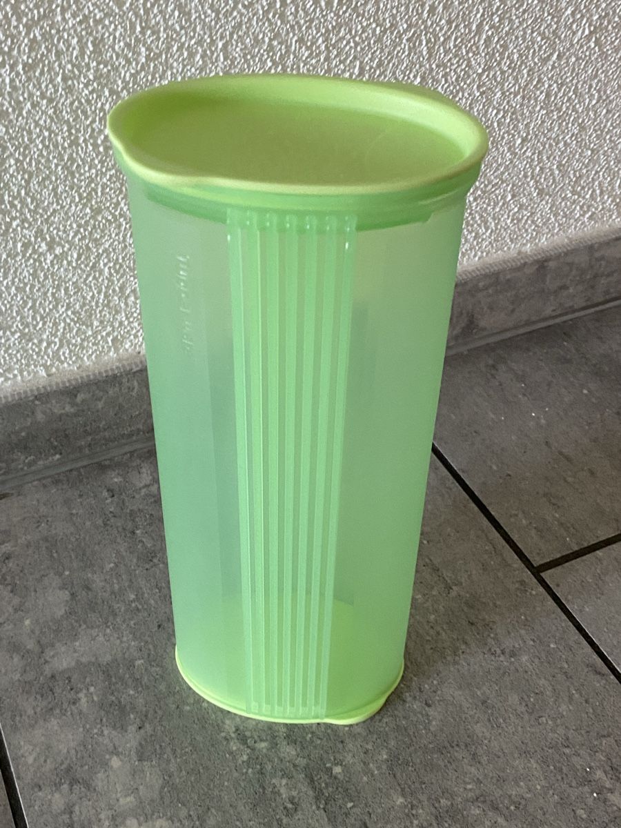 Tupperware Contenitori & Simili: Tupperware Spaghettibehälter grün neuwertig – Nuovo (secondo la descrizione) da Eich venduto da ka_st
