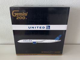 Gemini Jets 200 Boeing 777-300ER United Airlines G2UAL894