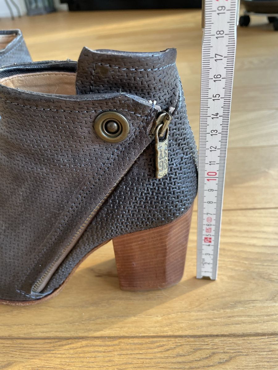 A.S.98 Scarpe da donna: A.S. 98 Stiefeletten Leder Gr. 37 – Nuovo (secondo la descrizione) da Haldenstein venduto da nicB74 2