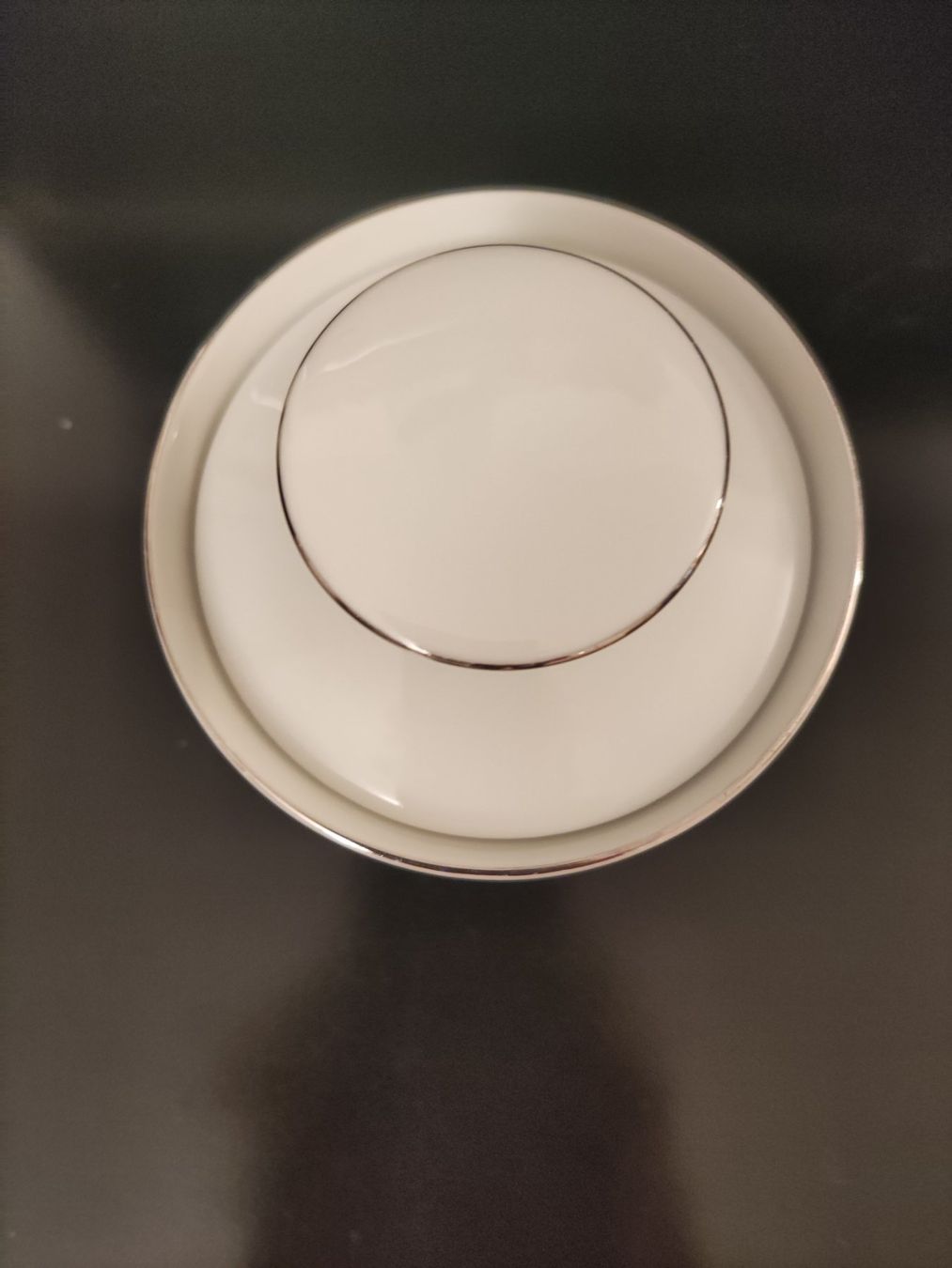 Thomas Zuckerdosen: Thomas Vintage Dose mit Deckel weiss mit Silberrand – Gebraucht aus Solothurn von Csw1 1