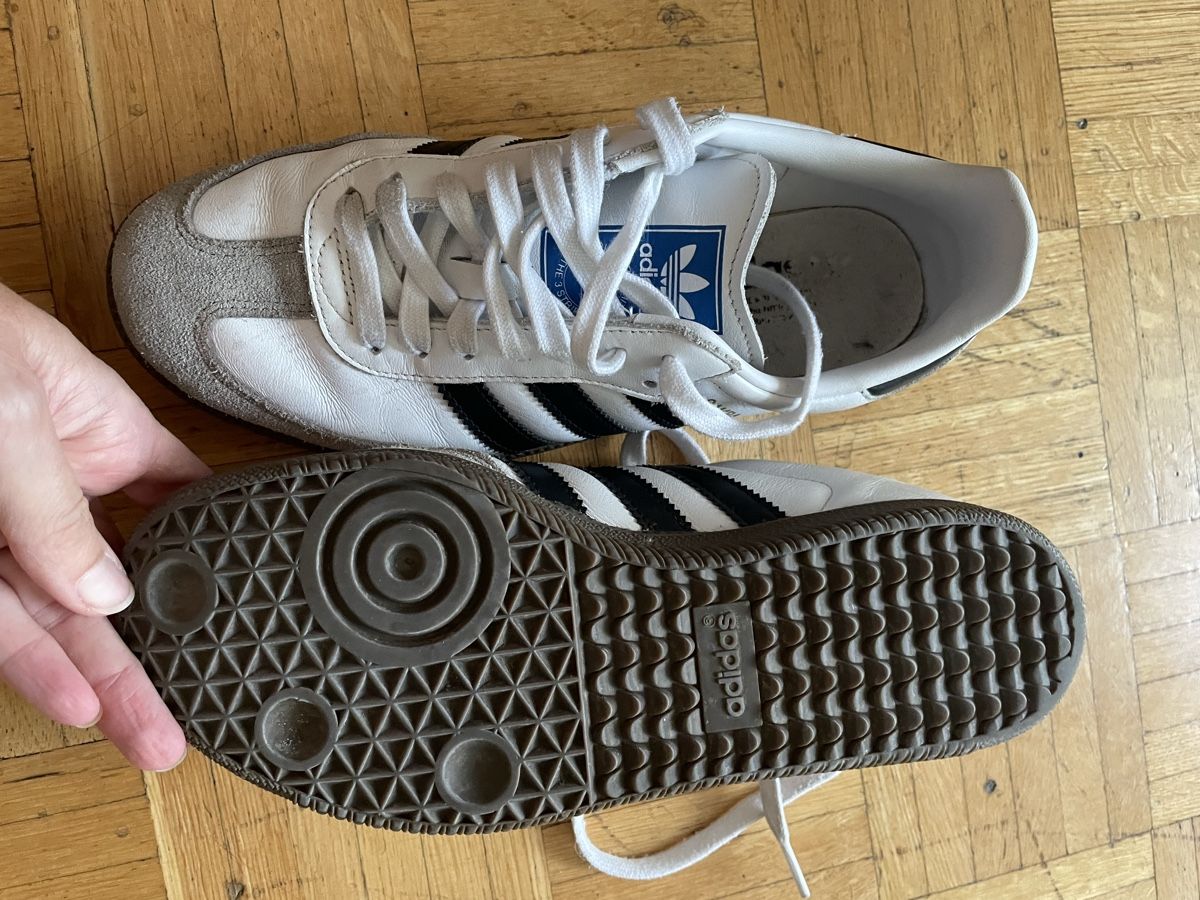 Adidas Chaussures femmes: Baskets Adidas Samba, 40 – D'occasion à Lausanne par ali_6gwv 5