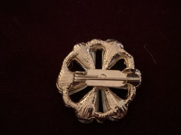 Broches & Aiguilles: Broche – D'occasion à fribourg par iris18 1