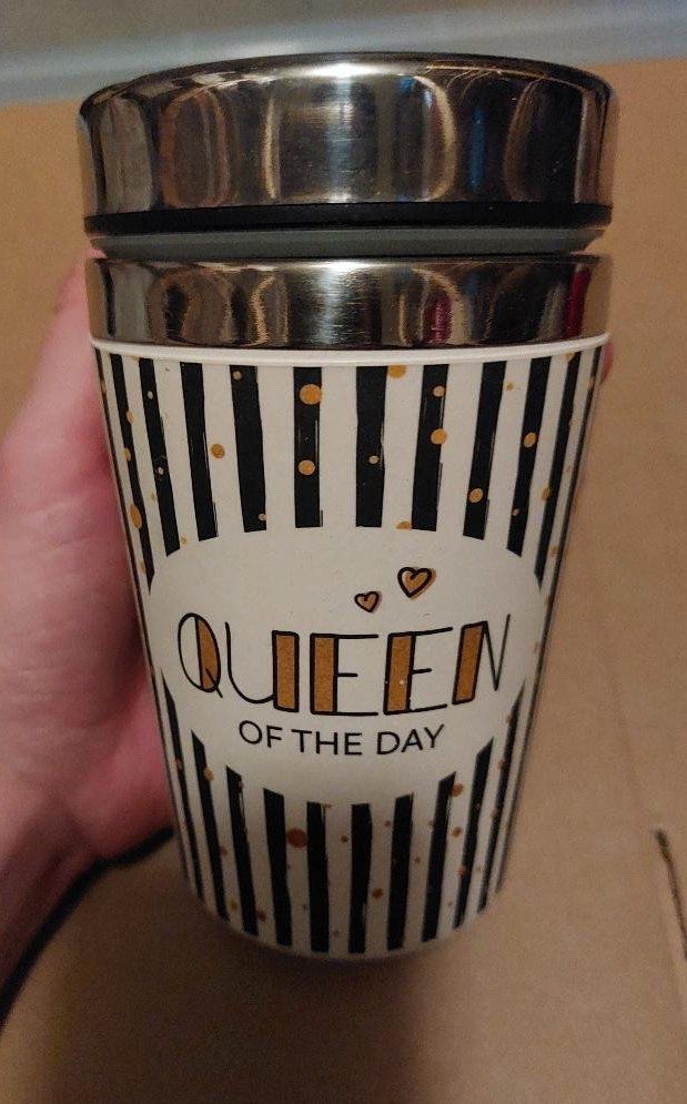 Tazze: Thermobecher "Queen of the Day" – Usato da Birsfelden venduto da ann_87wx