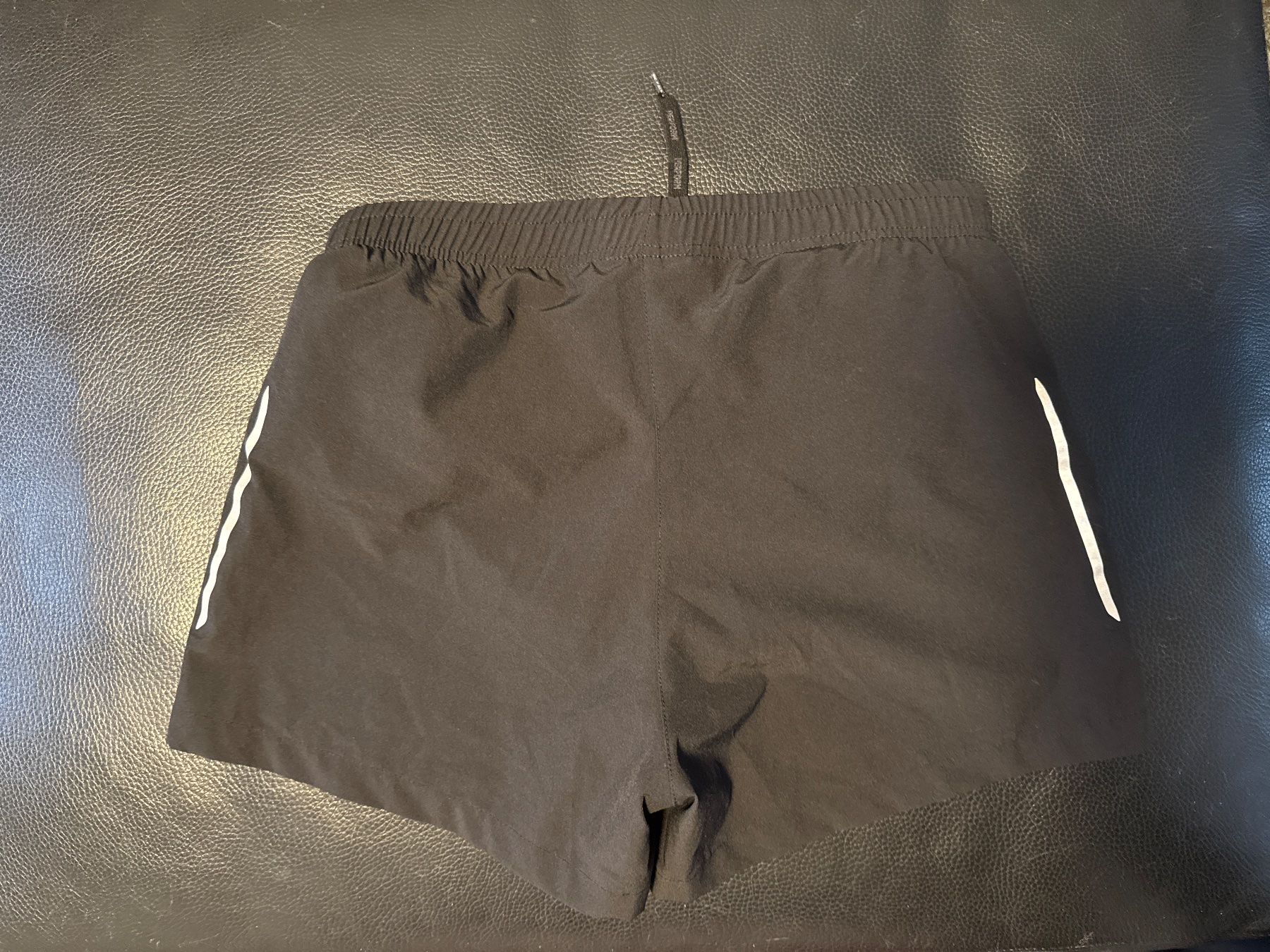 Pantaloni: Run Shorts Gr. 38 – Usato da Strengelbach venduto da lana40 3