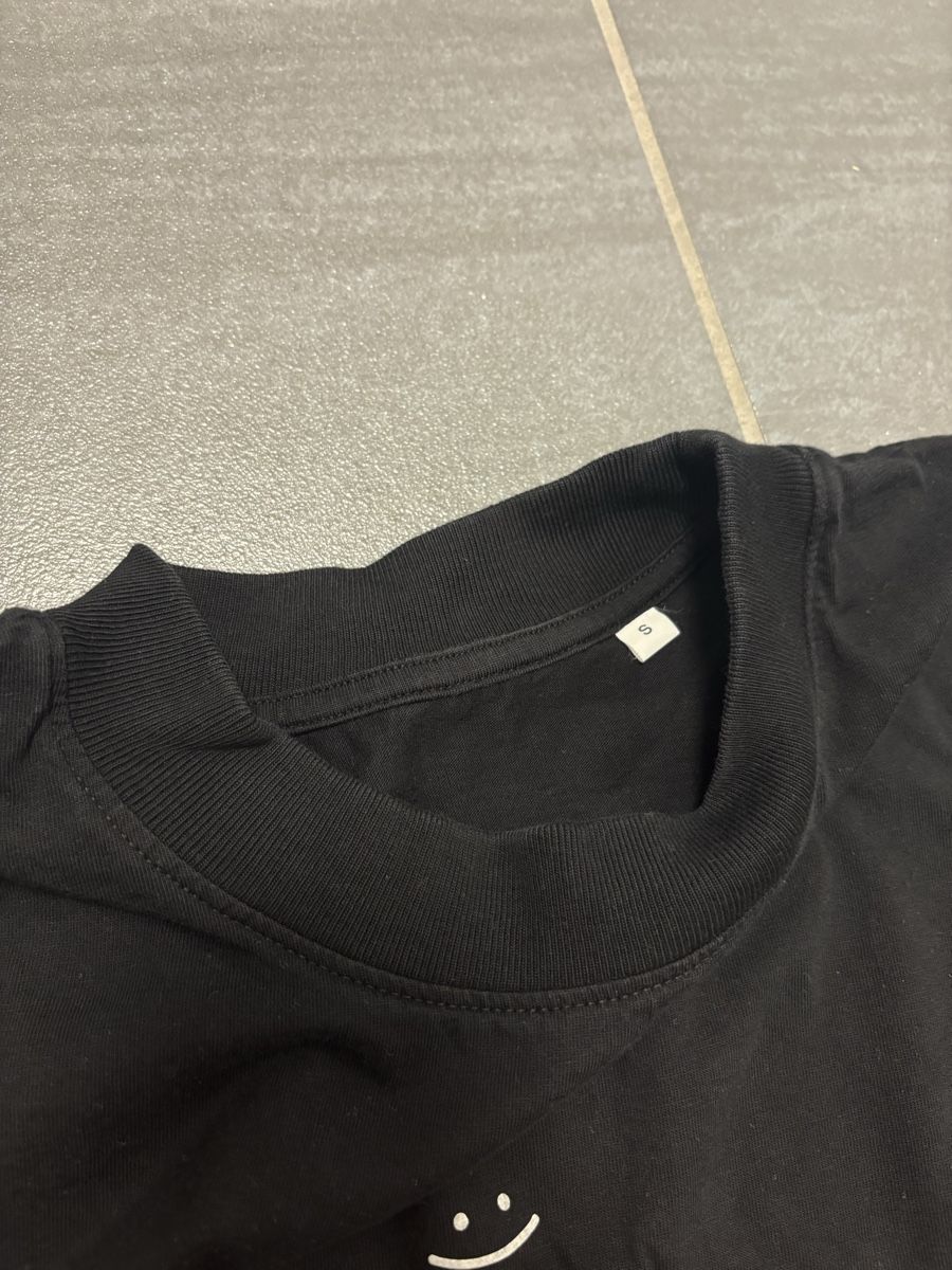 T-Shirts: Oversized T-Shirt S – Gebraucht aus Rümlang von svent 2