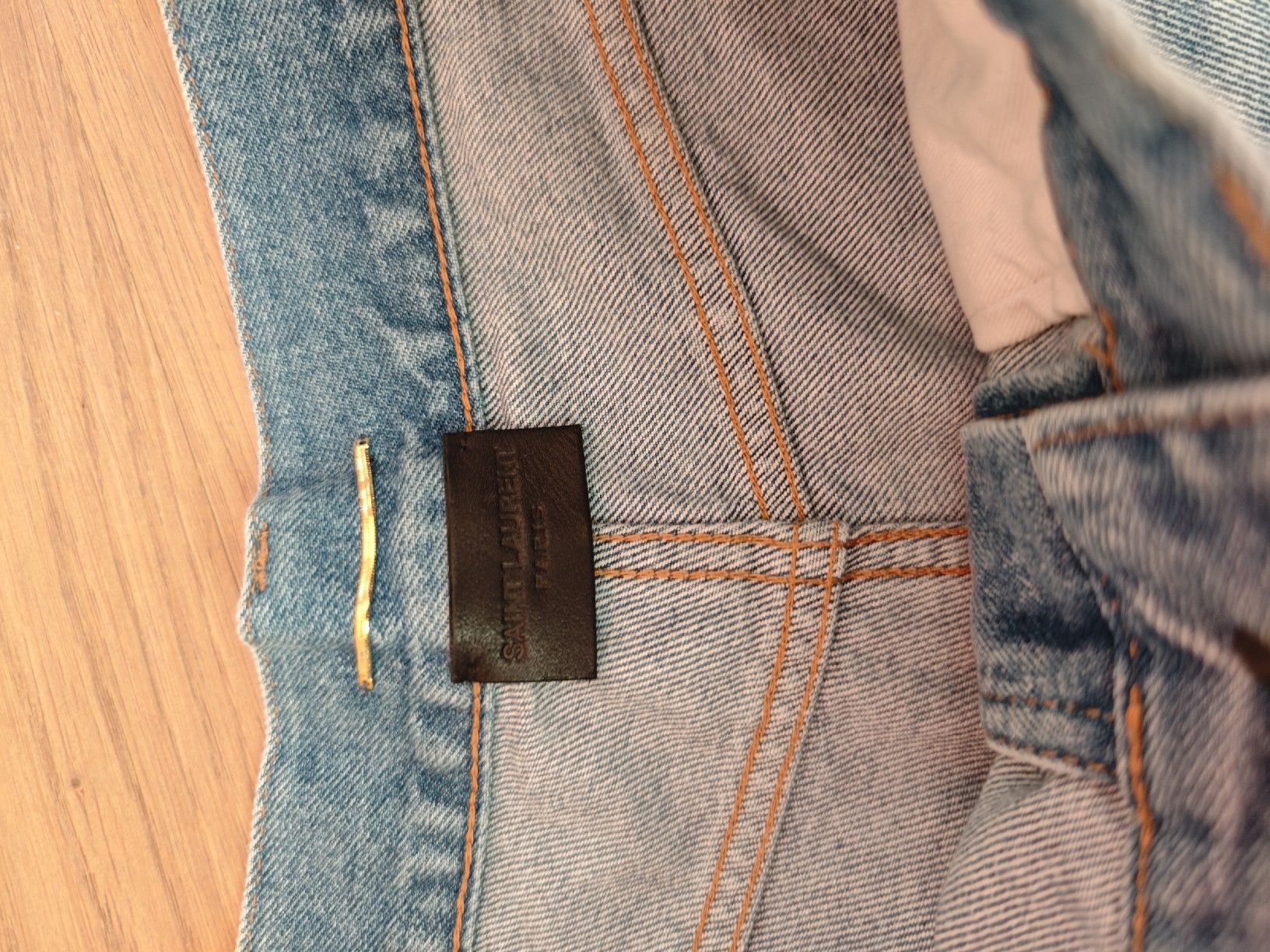 Saint Laurent Jeans: SAINT LAURENT Denim Shorts lang – Nuovo (secondo la descrizione) da Erlenbach ZH venduto da nlh 3