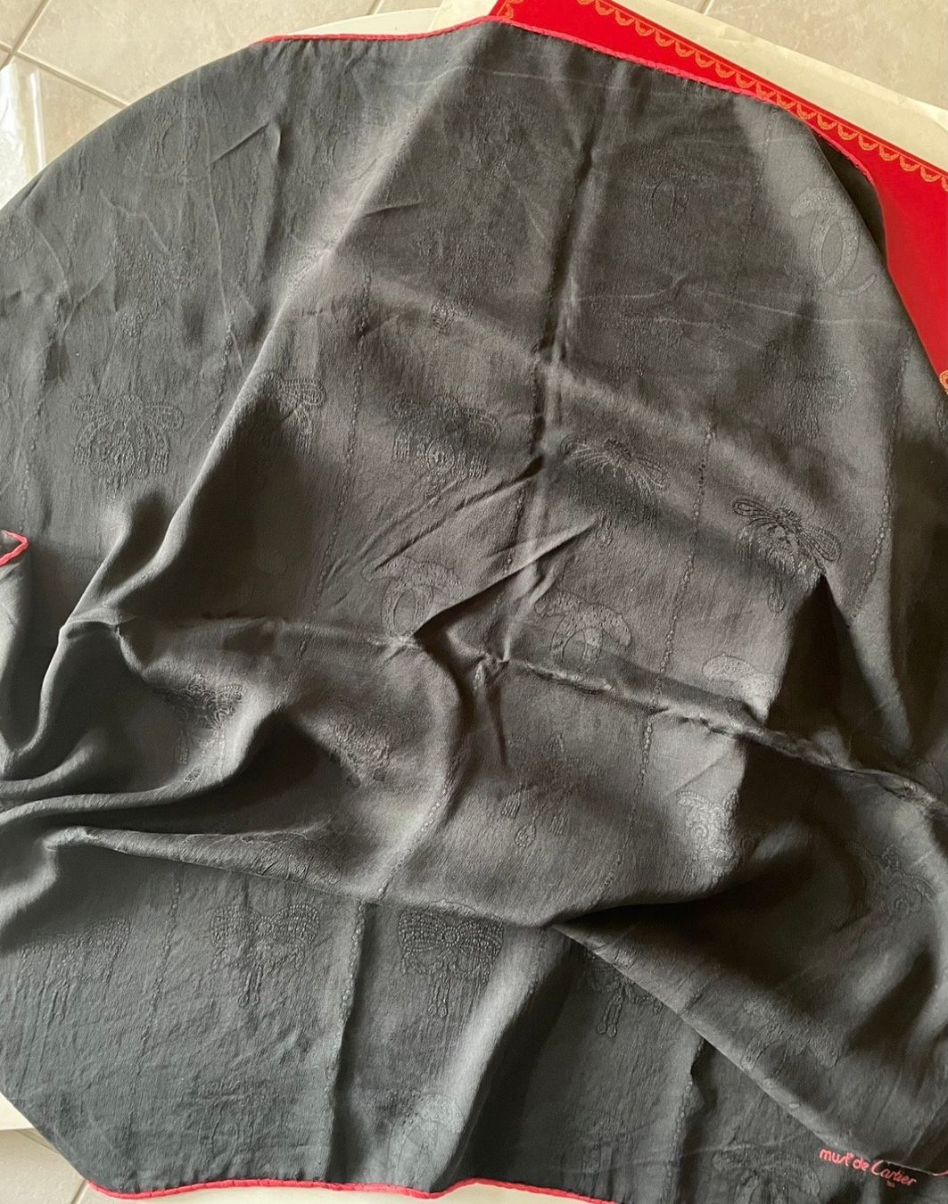 Cartier Foulard & Sciarpe: Cartier Foulard Seide – Usato da Etoy venduto da Airesun 3