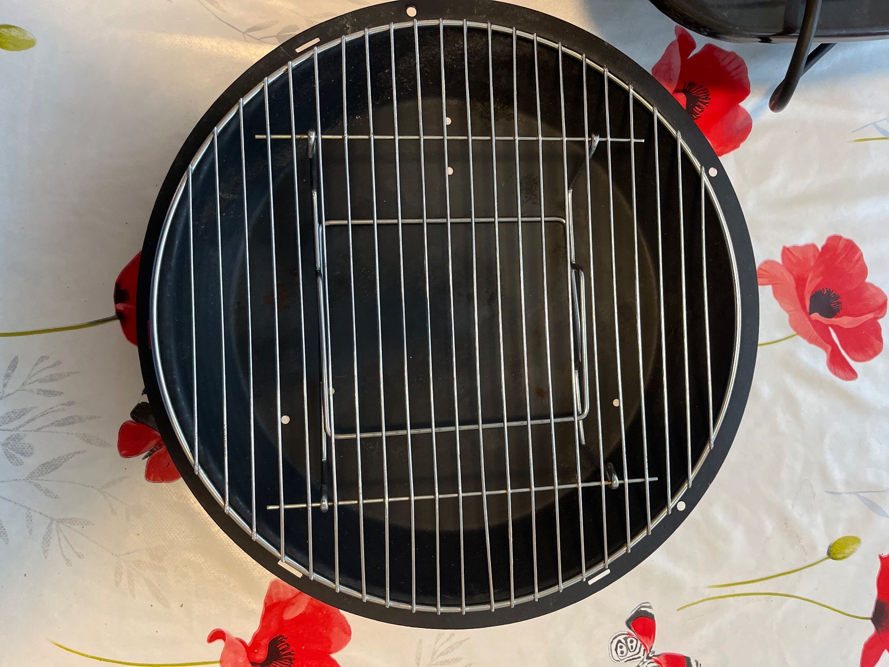 Grills: Grill barbecue transportable pour picnic – Gebraucht aus Meyrin von rot_ncv8 3