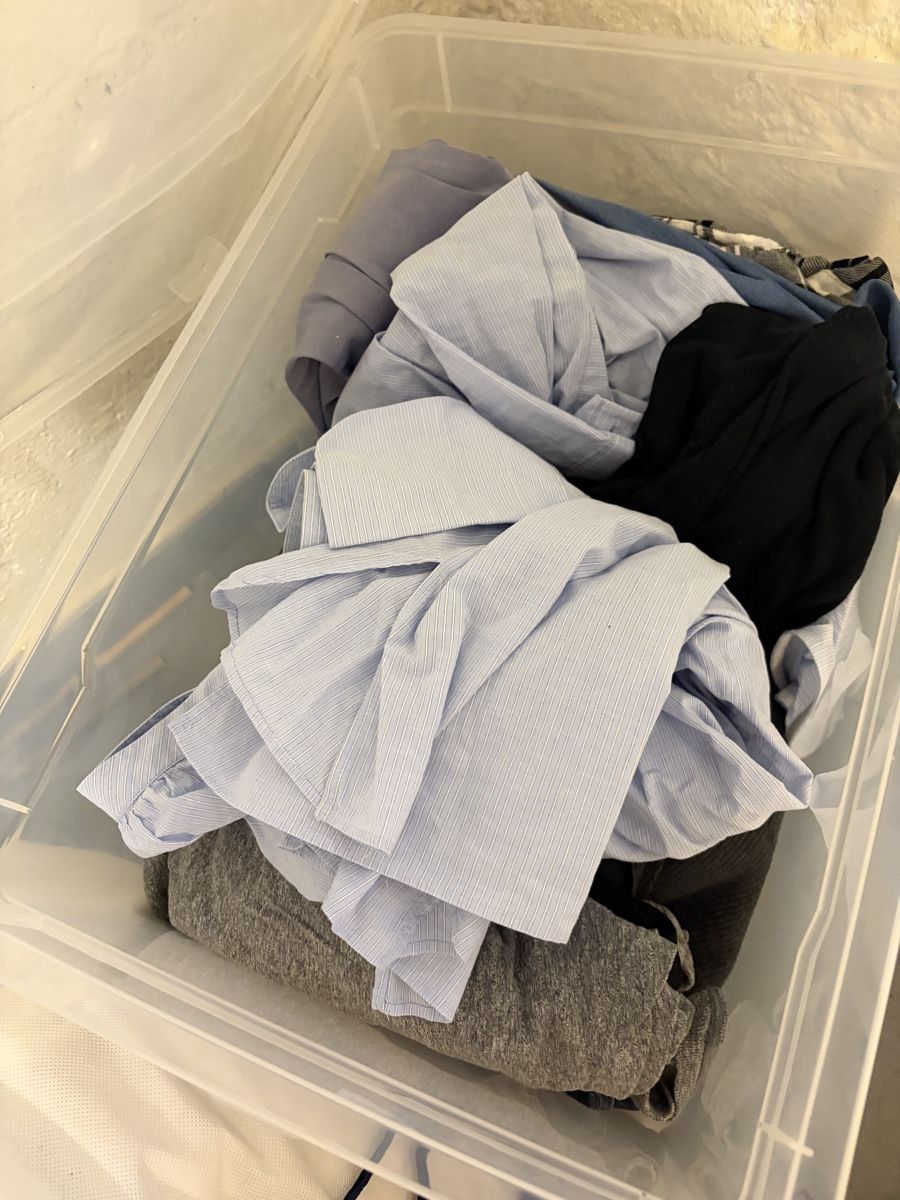 Lots de vêtements: Schwangerschaftskleider - Kiste  – D'occasion à Zollikon par bellajasi123