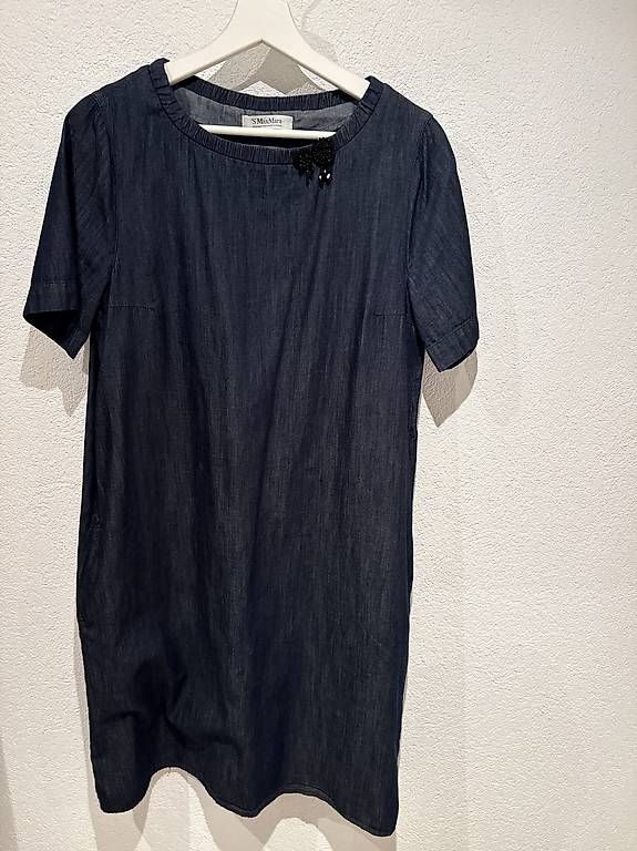 Robes: Max Mara Jeanskleid Grösse 40 – D'occasion à Unterägeri par mar_96hk