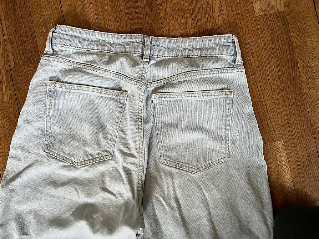 H&M Jeans: Mom Jeans H&M 40 – Usato da Winterthur venduto da Blue028 2