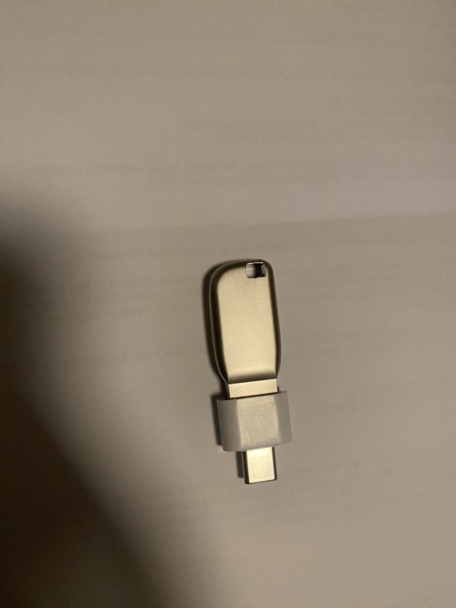 Dischi rigidi: 1 TB- USB-Stick Speicher/metal  – Nuovo e nell'imballaggio originale da Zürich venduto da ER- 2