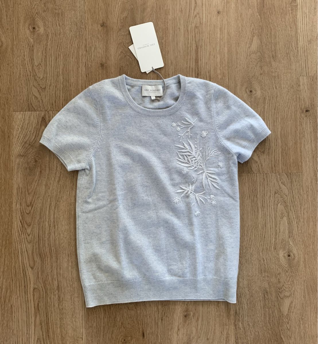 Maglioni & Felpe: Pull en cachemire et broderies Éric bompard – Nuovo e nell'imballaggio originale da Genève venduto da rez_c6c6