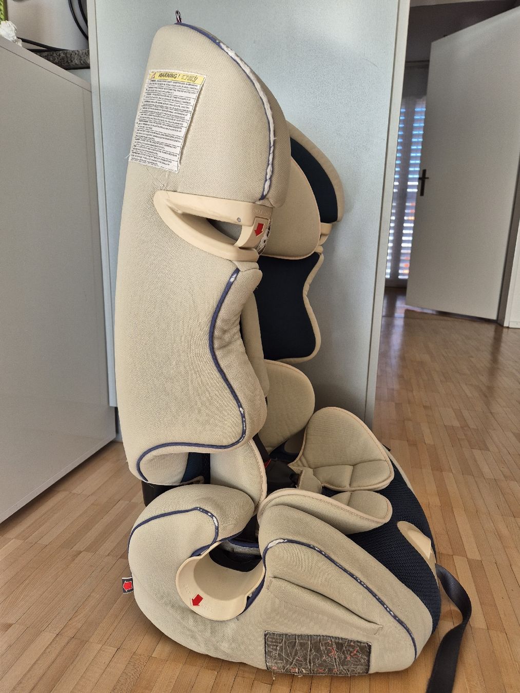Seggiolini per auto: Auto-Kindersitz 9-36 Mt. – Usato da Elsau venduto da Teeny 2