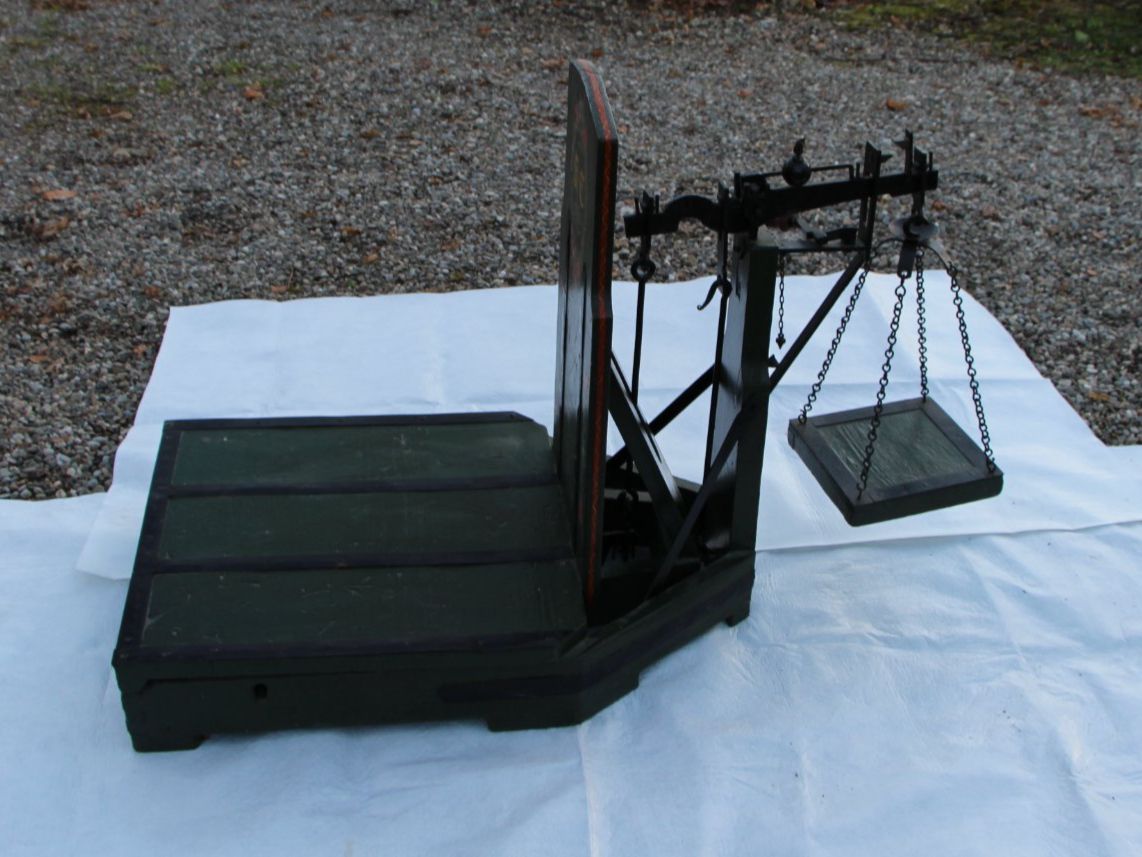 Bilance e pesi: Ancienne balance de commerce – Usato da Porrentruy venduto da Kilfoun 1