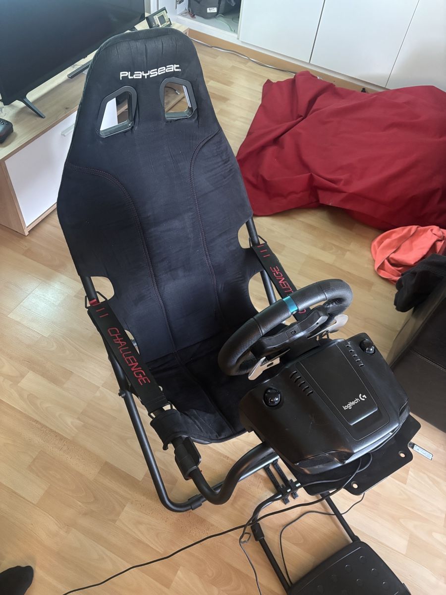 Playseat Chaises: logitech G29 + playseat challenge driving simulator – D'occasion à Echandens par all_p8s8 3
