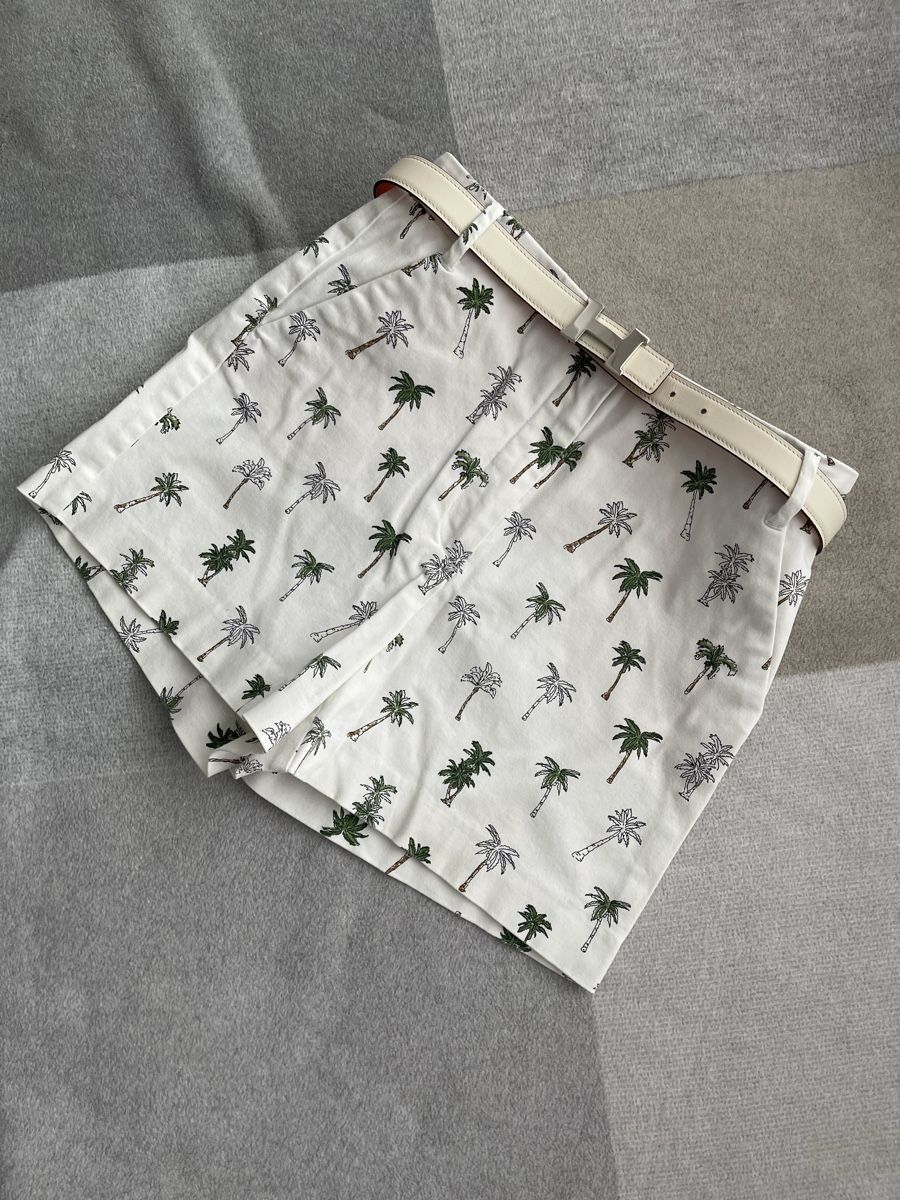 Zara Pantaloni: Zara Damen Bermuda / Shorts Gr. S – Usato da Wichtrach venduto da Adriana222
