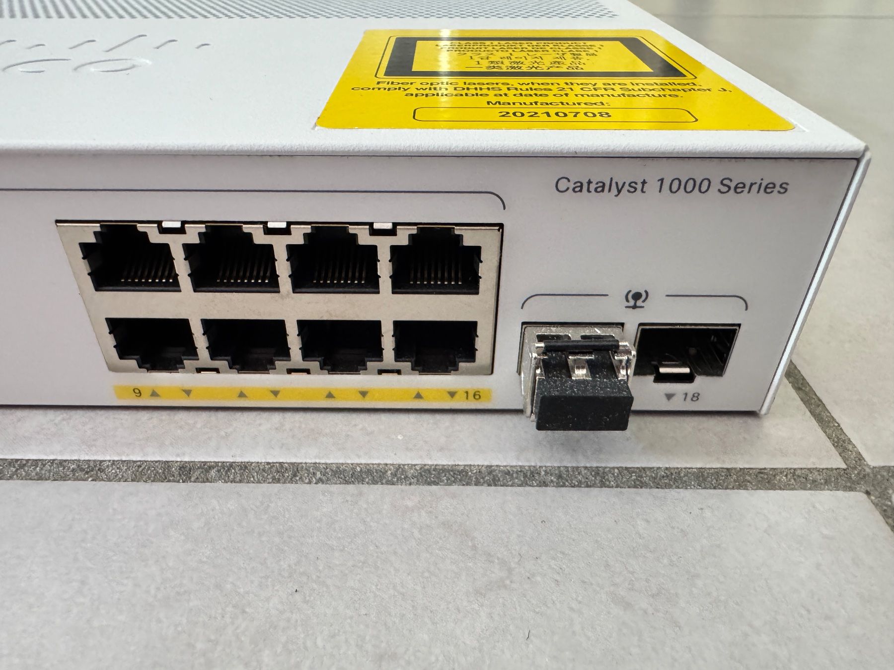 Cisco Hubs & Switches: Cisco Catalyst C1000-16FP-2G-L Switch professionnel PoE+ – Gebraucht aus Geneve von iBest 3