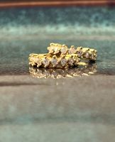 Mini créoles en argent doré et zircon - tampon 925