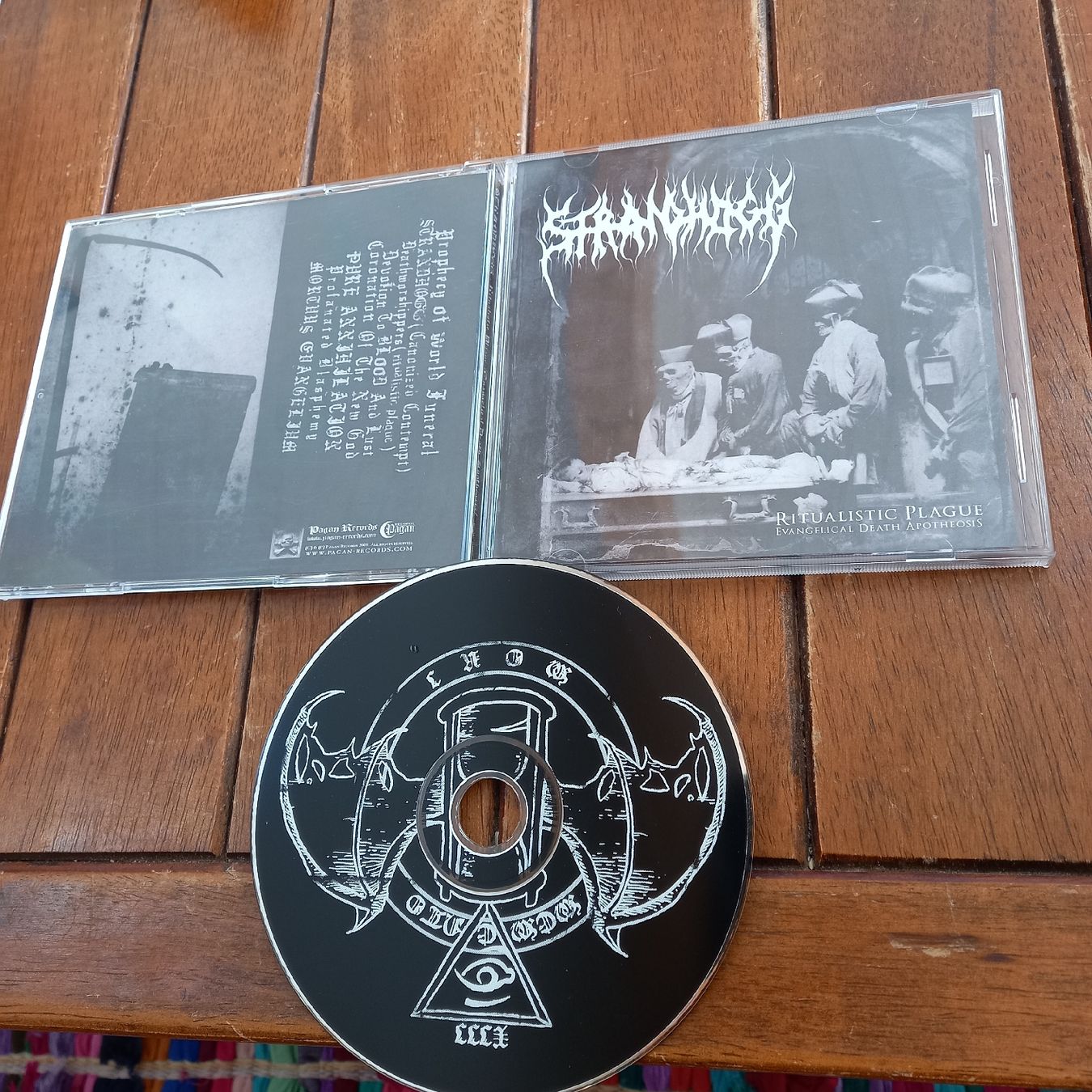 CD: strandhogg- ritual... – Usato da St-Cergue venduto da VeganWarrior