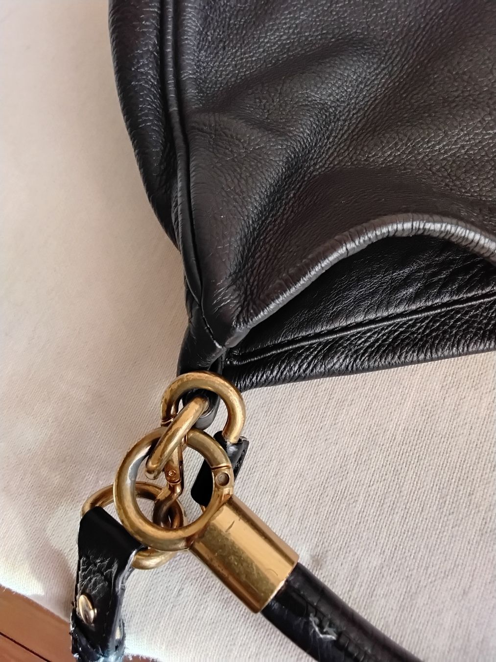 Marc Jacobs Taschen für Damen: Schwarze Ledertasche  – Gebraucht aus Fey von ladamedunil 5