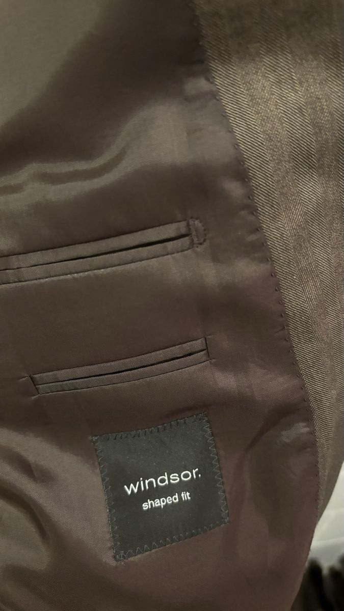 Windsor Completi: WINDSOR Sakko Braun Gr. 52 Shaped Fit Modern Elegant – Usato da Münchenbuchsee venduto da Broker12 4