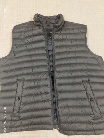 Tommy H herren weste XL