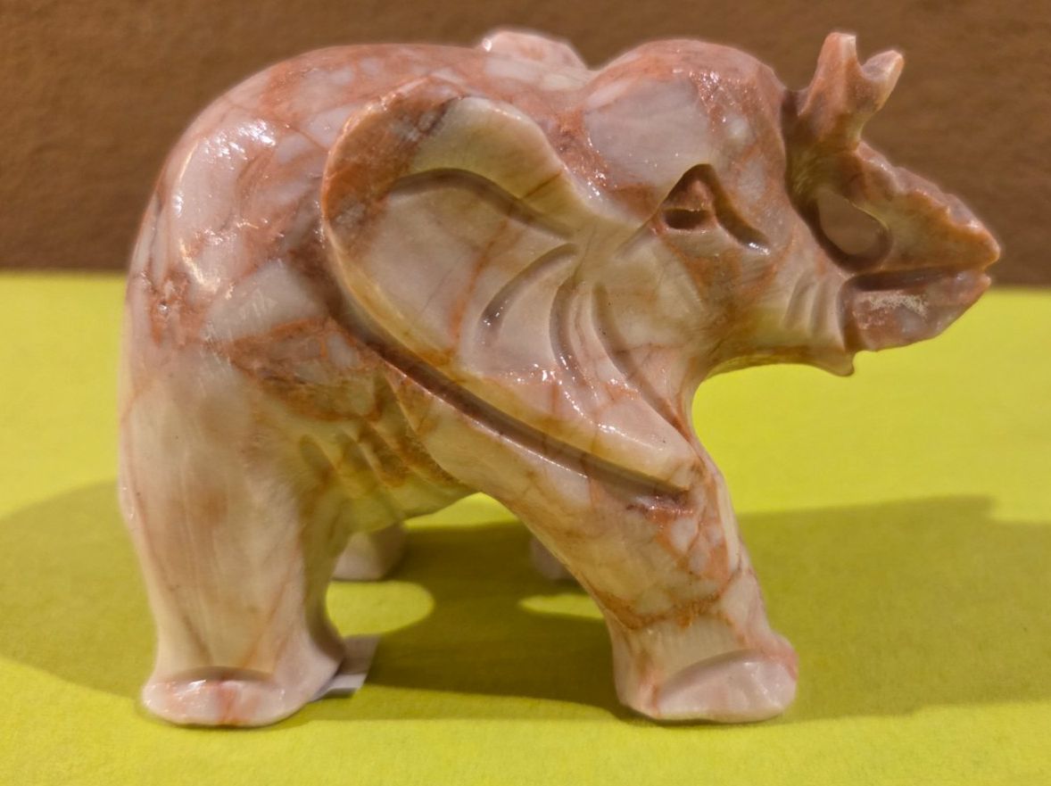 Sculture & Statue: Elefant aus Marmor 7cm – Nuovo (secondo la descrizione) da Roggliswil venduto da Mabelco