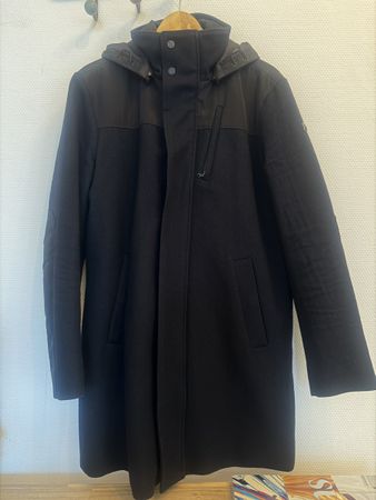 Wintermantel Victorinox Dunkelblau mit Kapuze