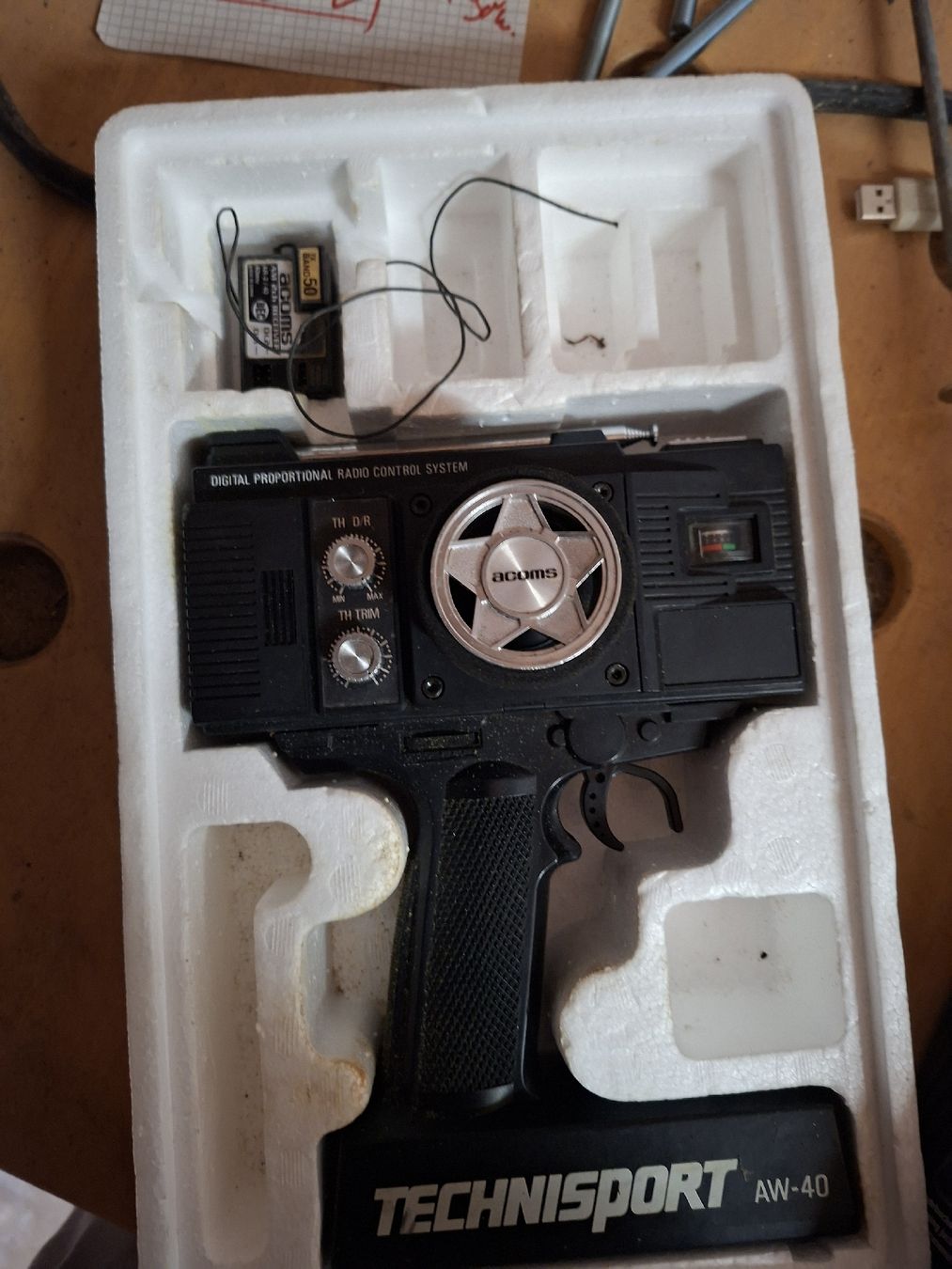 Commande à distance: Fernsteuerung Technisport AW40 – D'occasion à Hütten par Chnusti90