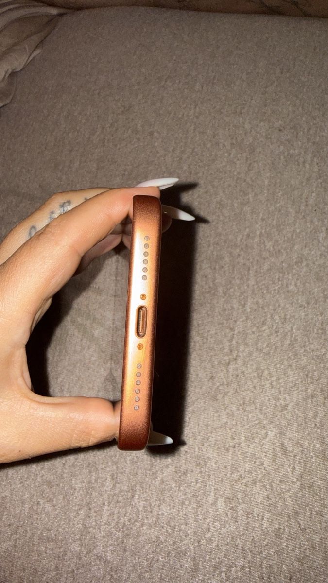 Apple Portables: I Phone 17 pro Max – Neuf (Voir description) à Bottighofen par str_y8p8 3