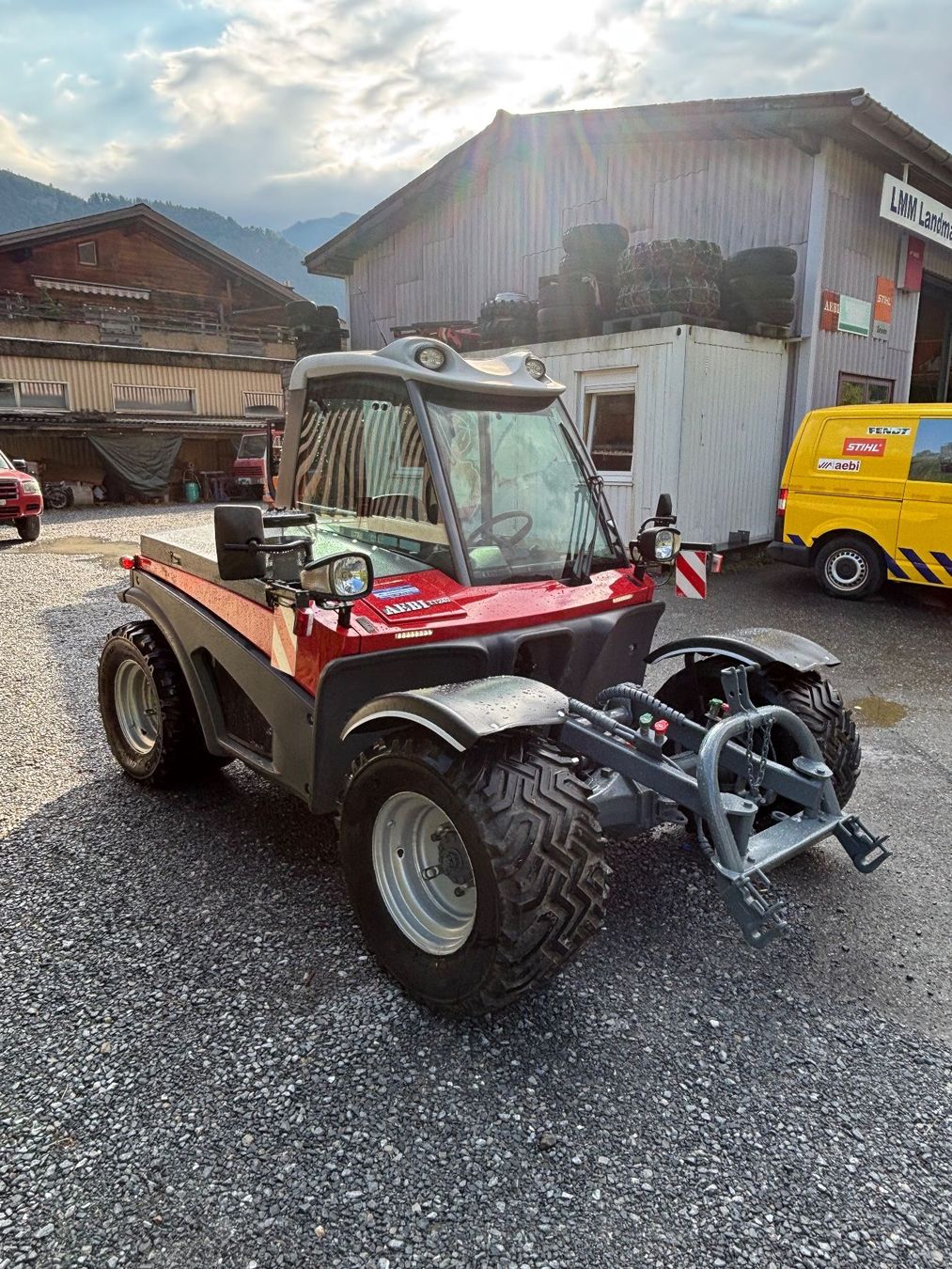 Aebi Tracteurs: Aebi Terratrac TT 240 Occasion – D'occasion à Meiringen par LMMLandmaschinenGmbH 2