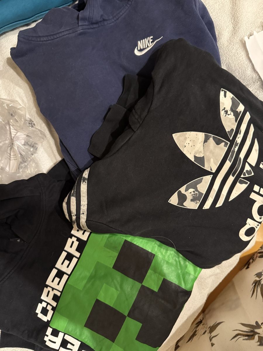 Nike Pullover & Sweatshirts: Lot de 3 pulls Nike, Adidas & Minecraft -156-164 – Gebraucht aus Fontaines NE von Fred-Josy 1