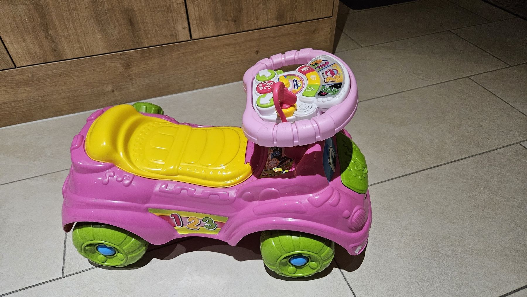 Veicoli per bambini: Rutscherauto – Usato da Rikon im Tösstal venduto da fragolina40