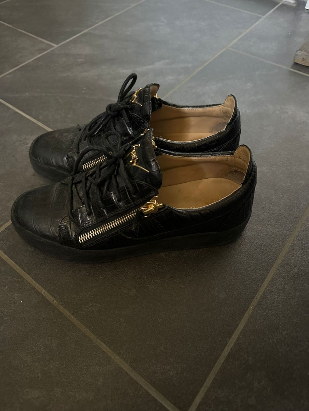 Zanotti Scarpe da uomo: Giuseppe Zanotti Sneaker Black grösse 41 – Usato da Zürich venduto da Djloris1 2