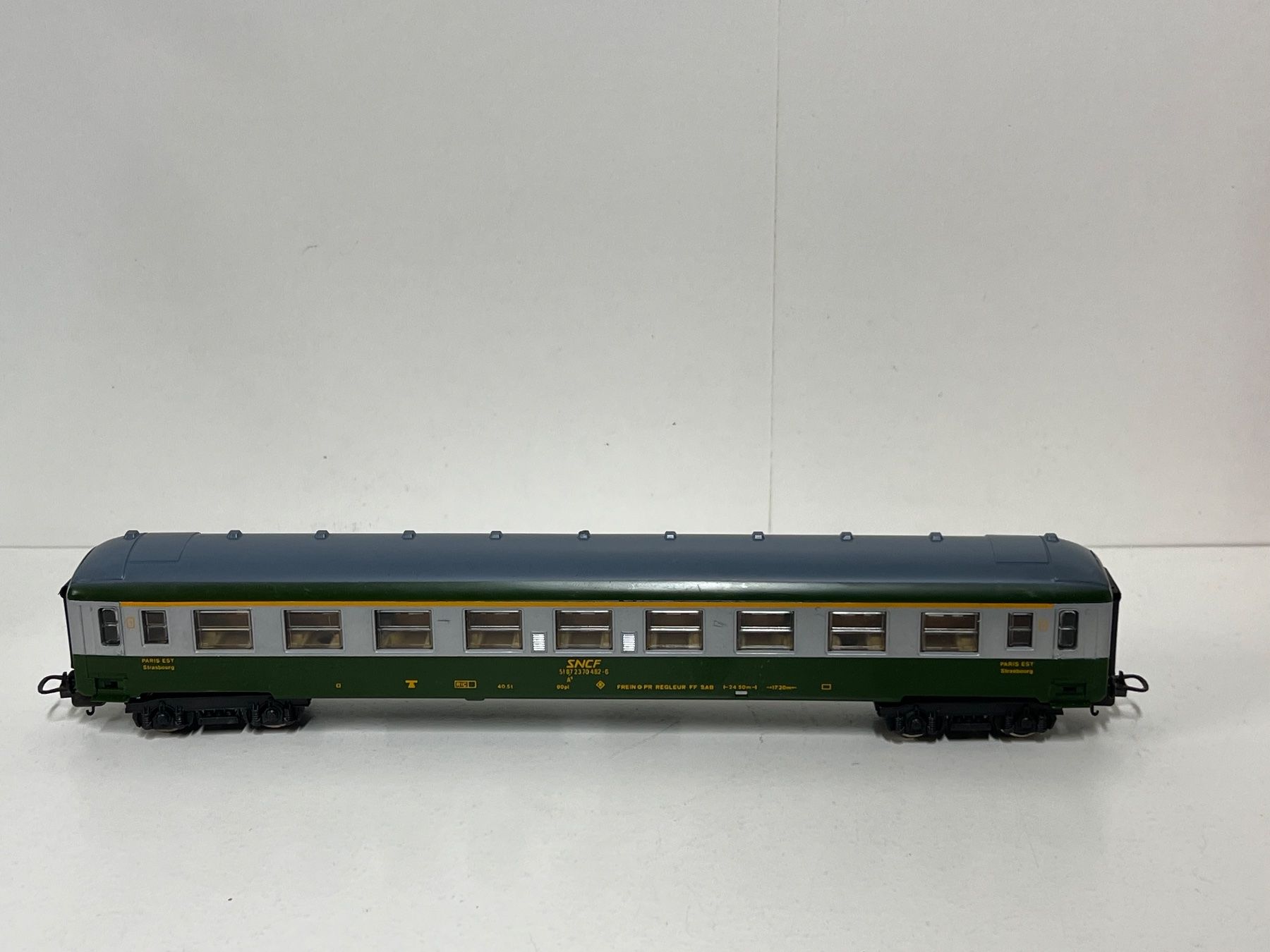 Lima Modelleisenbahnen: Lima 1.Kl. SNCF   H0 DC – Gebraucht aus Neuenhof von ludovicco