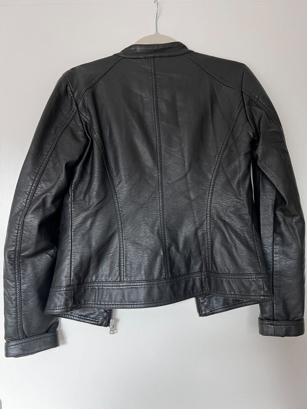 Giacche: ONLY Kunstlederjacke schwarz Gr. 36 S Übergangsjacke – Usato da Flurlingen venduto da MIPILG 2