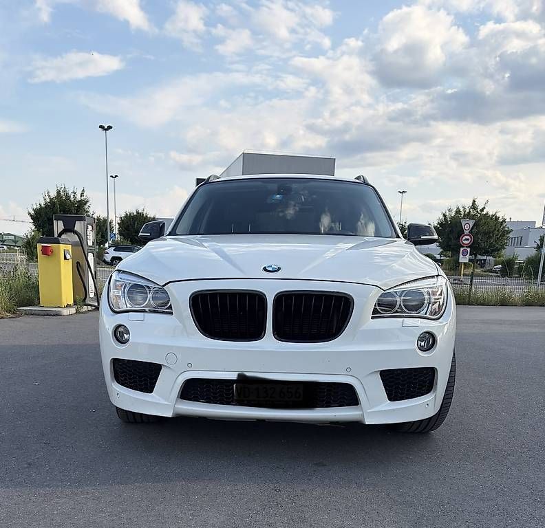 BMW Autos: Bmw x1 18d steptronic – Gebraucht aus Orbe von cat_s2xz