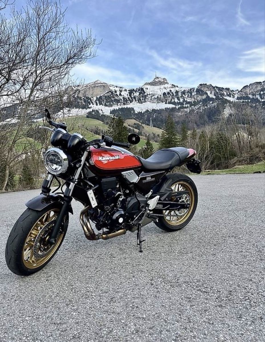 Kawasaki Strada: Kawasaki Z650 RS – Usato da Weissbad venduto da Simiswiss321
