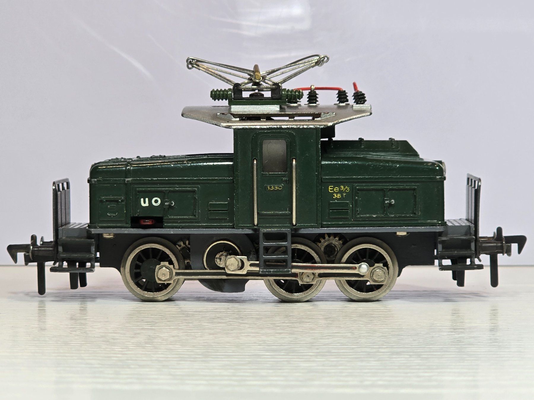 Fleischmann Trains électriques: Fleischmann, 1330, SBB, Ee 3/3 1330, grün, Guss, – D'occasion à Kloten par Nicola2 9