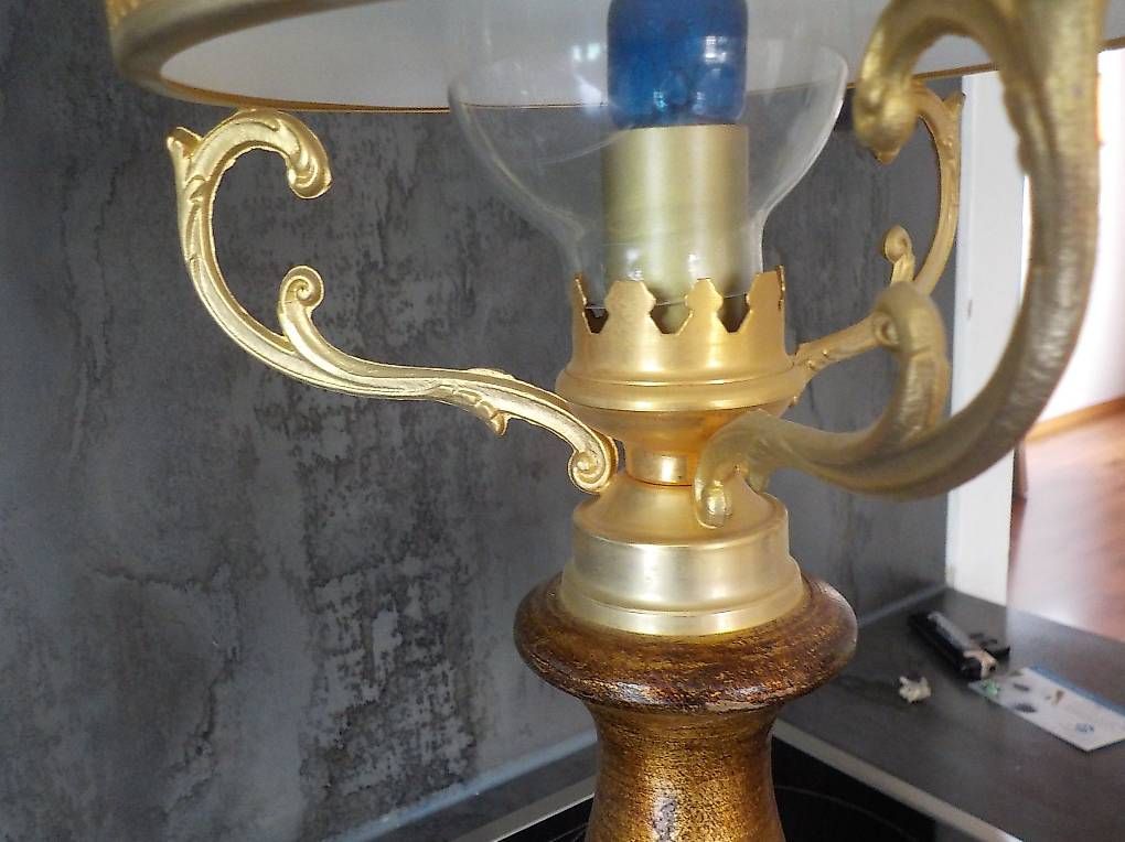 Lampen: Tischlampe antik – Gebraucht aus Montlingen von Tasti 2