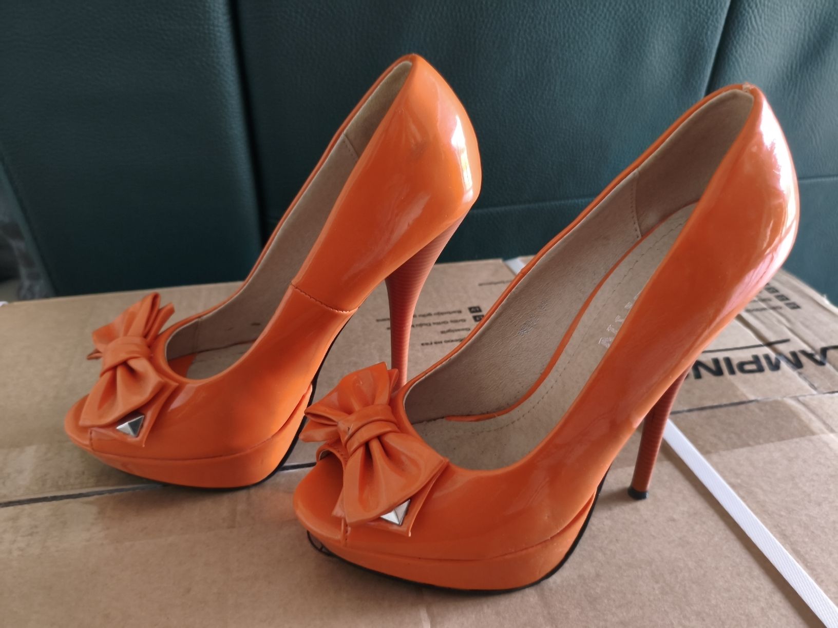 Scarpe da donna: Scarpe – Usato da Bioggio venduto da OresteIronix 2