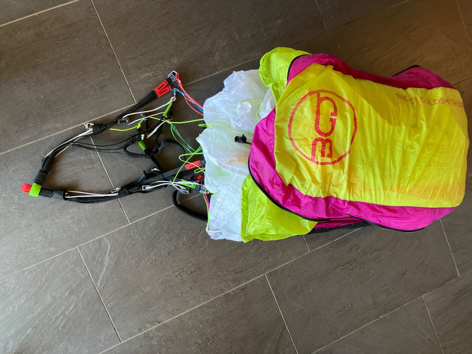 Sport dell'aria & Aquiloni: pack parapente sellette, parachute secours – Usato da Fortunau (Ayent) venduto da markusvalais