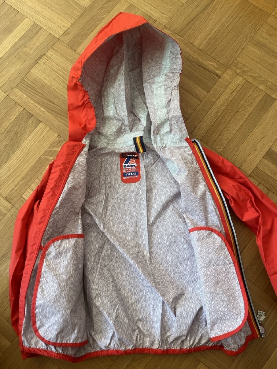 Giacche: Coup vent pluie K way 4 ans  – Nuovo (secondo la descrizione) da Bellevue venduto da utilisatratice 1