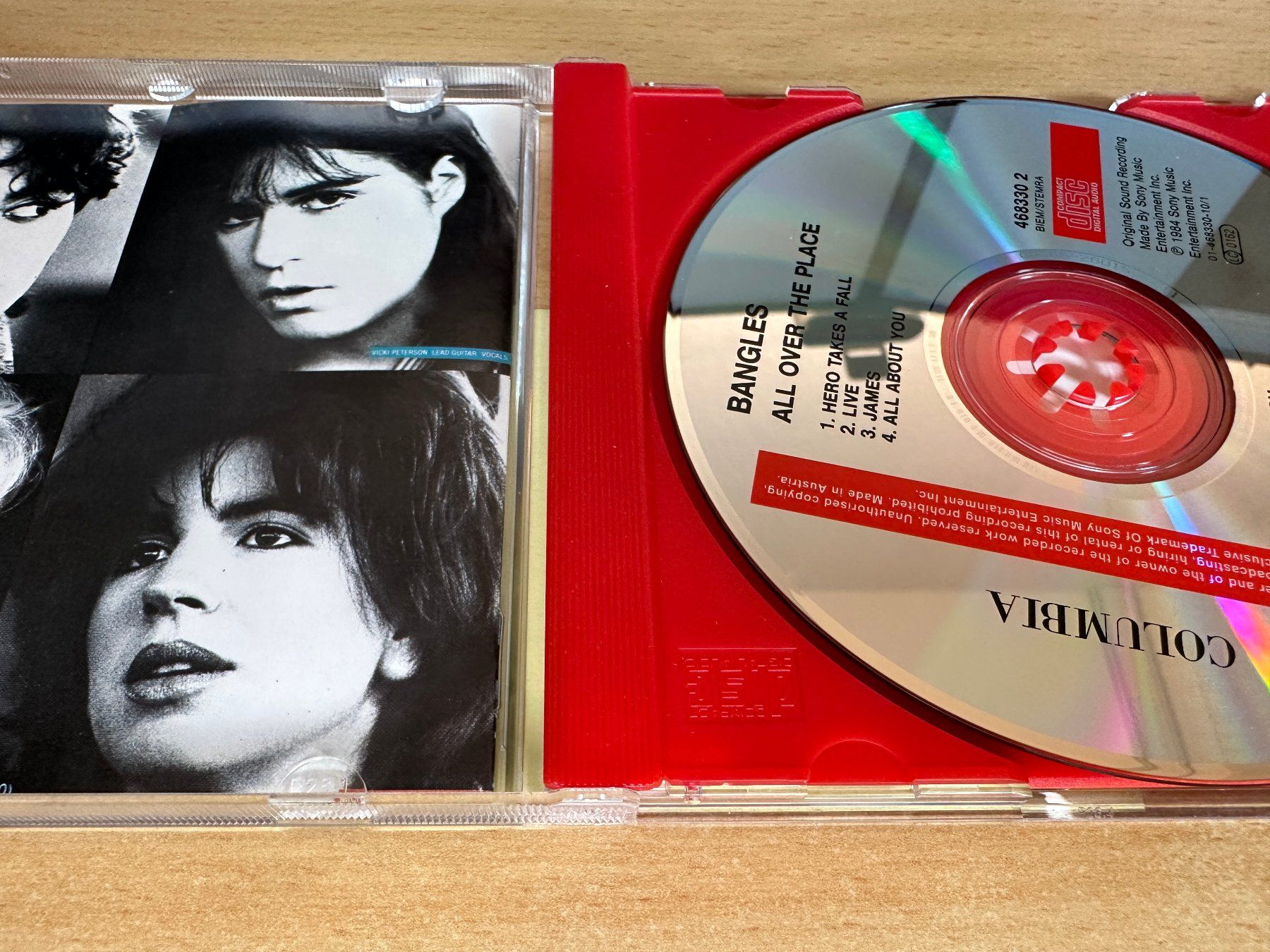 CD: A1 Bangles – All Over The Place – Usato da Rikon im Tösstal venduto da Alpenmutz 2