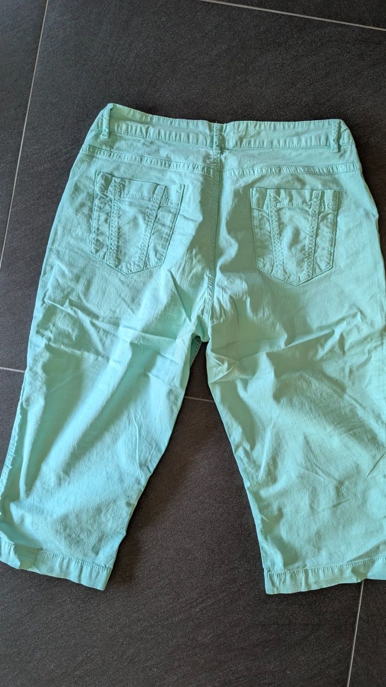 Pantaloni: Pantacourt / Bermuda léger vert menthe SXM – Usato da Tentlingen venduto da ConfrontaDore 5