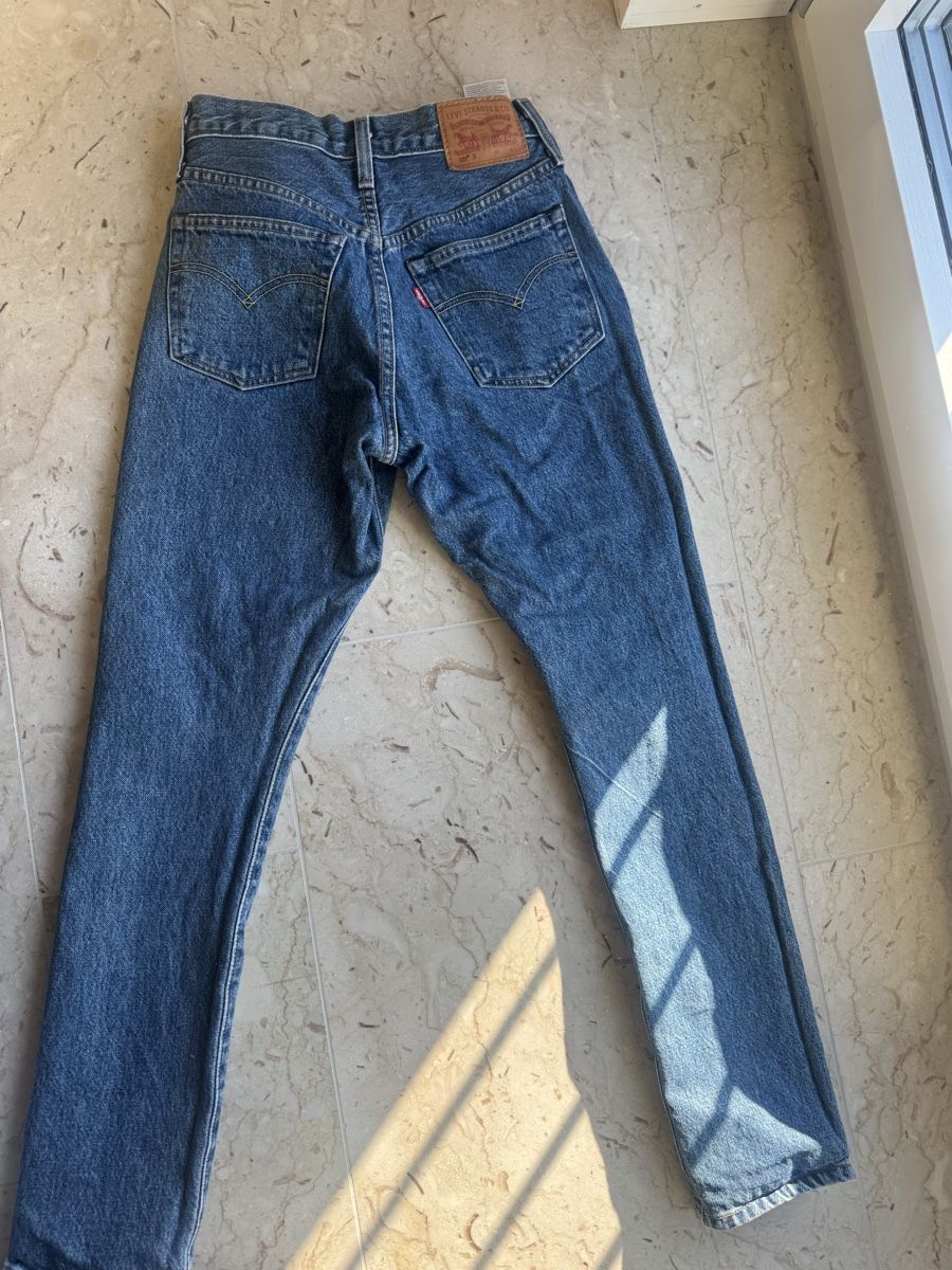 Levi's Jeans: Levi's 501 Jeans W23 L28 – Nuovo (secondo la descrizione) da Zürich venduto da ana_snm5 2